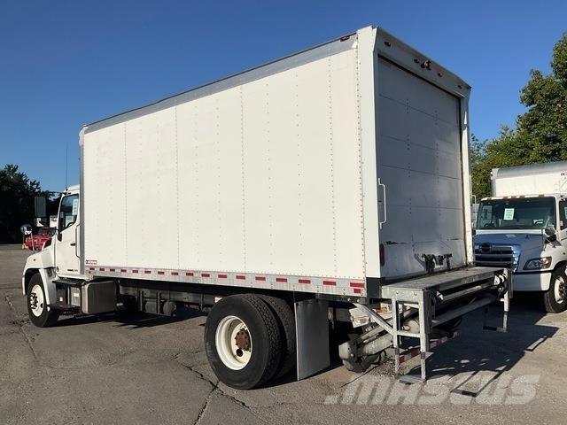 Hino 338 Dobozos teherautók