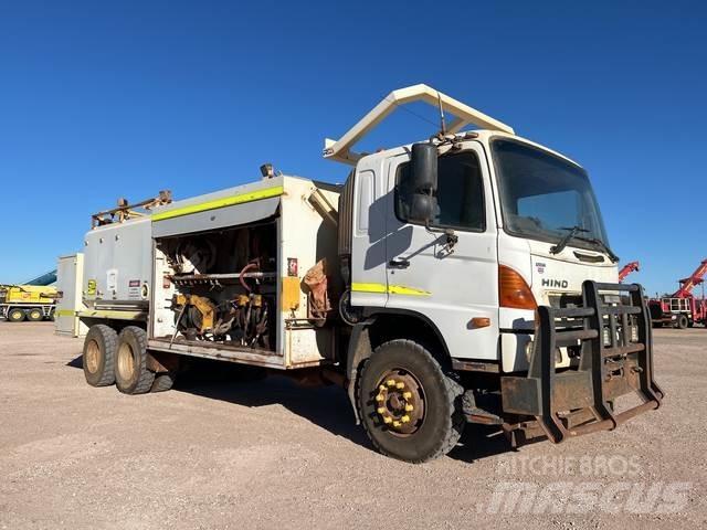 Hino FM500 Tartályos teherautók