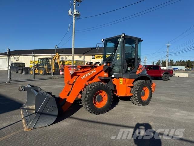 Hitachi ZW80 Gumikerekes homlokrakodók