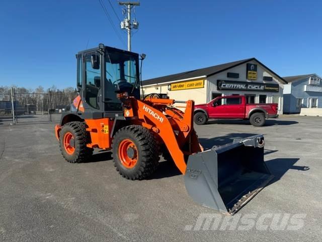 Hitachi ZW80 Gumikerekes homlokrakodók