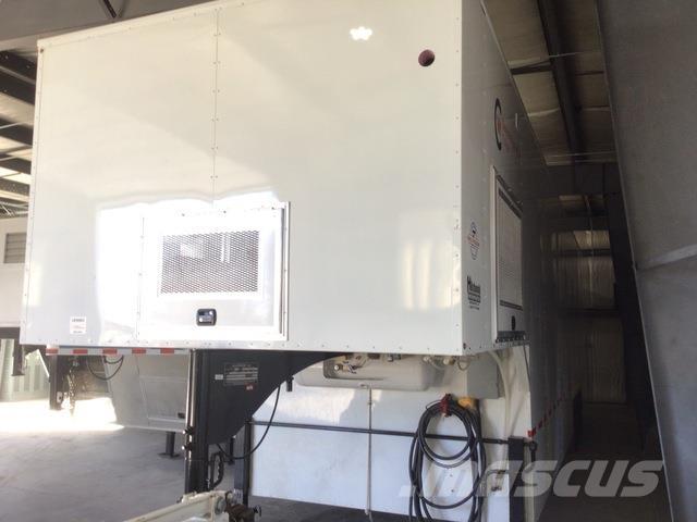  Hitchcock Mélybölcsős