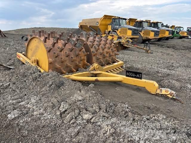 Holmes 60X60 Vontatott vibrátoros hengerek