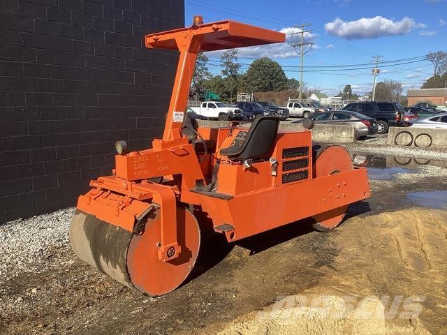 Hypac C330B Ikerdobos hengerek