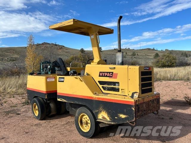 Hypac C530AH Pneumatikus kerekes hengerek