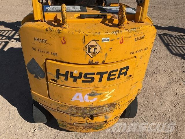 Hyster E65Z-40 Elektromos targoncák