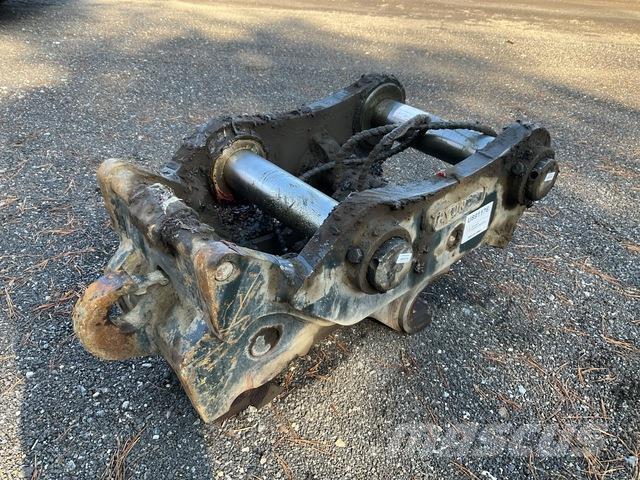 Hyundai EQD45 Markolók