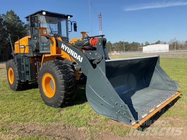 Hyundai HL950I Gumikerekes homlokrakodók