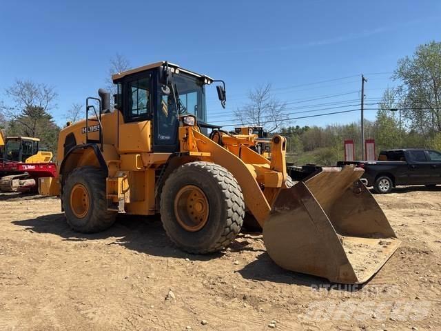 Hyundai HL955 Gumikerekes homlokrakodók