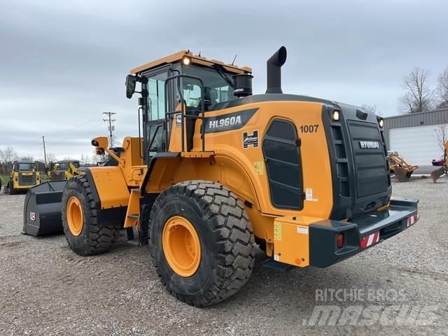Hyundai HL960A Gumikerekes homlokrakodók