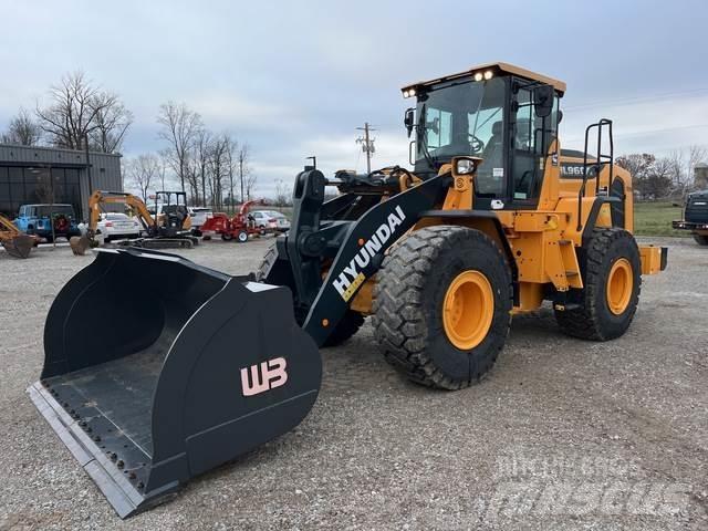 Hyundai HL960A Gumikerekes homlokrakodók