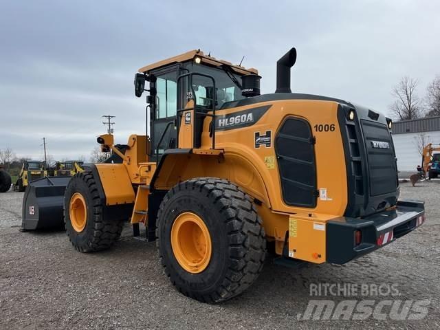 Hyundai HL960A Gumikerekes homlokrakodók