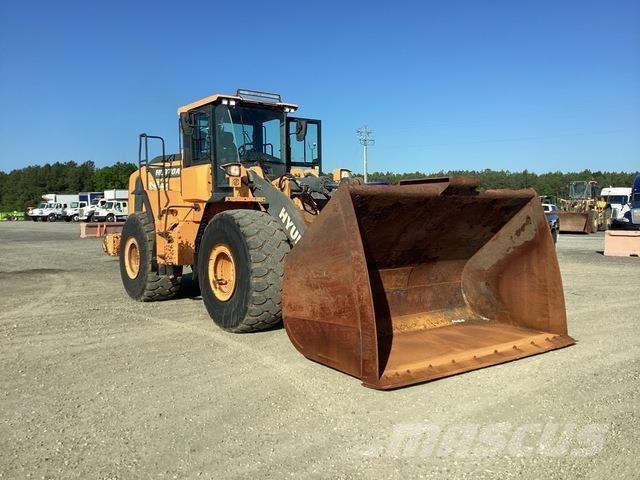 Hyundai HL970A Gumikerekes homlokrakodók
