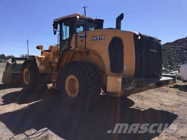 Hyundai HL975 Gumikerekes homlokrakodók