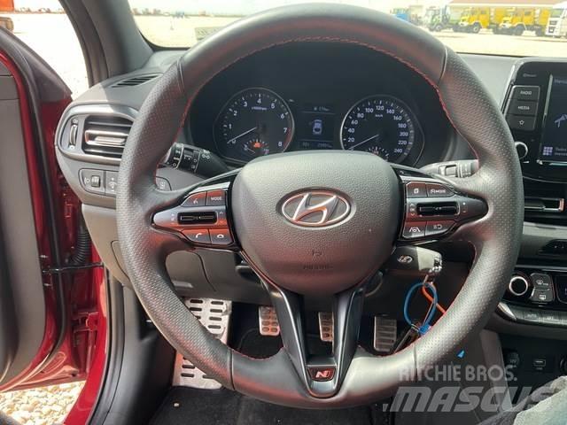 Hyundai i30 Kistehergépjárművek