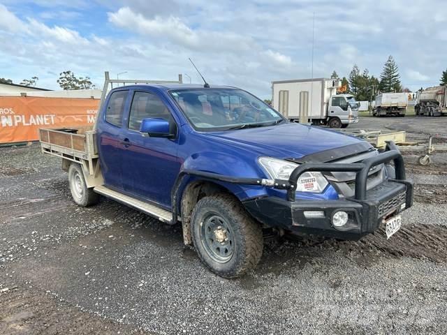 Isuzu D-Max Kis teherszállító/Platós kocsi