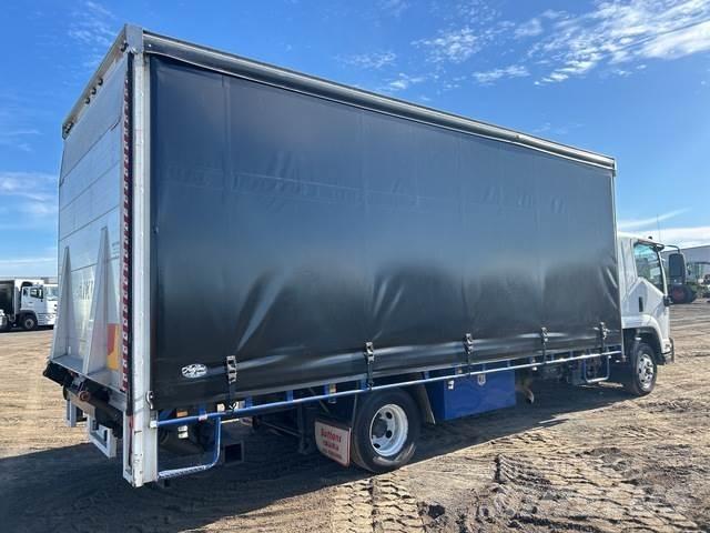 Isuzu FRR 600 Elhúzható ponyvás