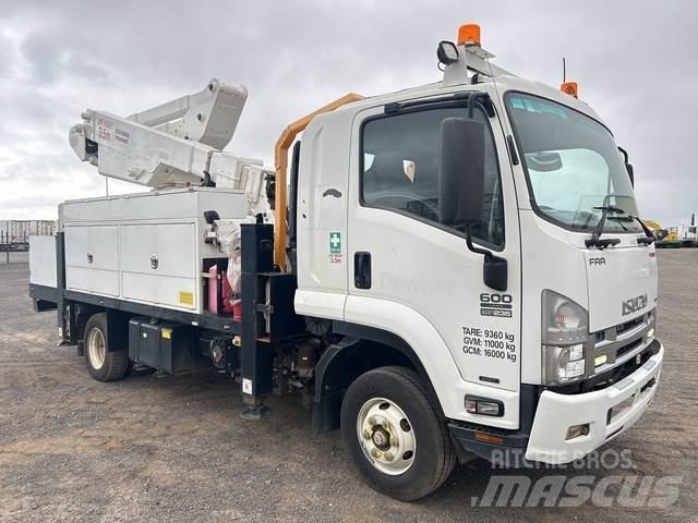 Isuzu FRR600 Teherautóra szerelt emelők és állványok