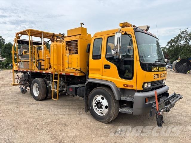 Isuzu FTR Közúti karbantartó haszongépek