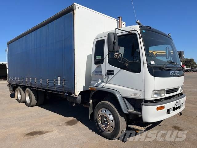 Isuzu FVR 950 Elhúzható ponyvás