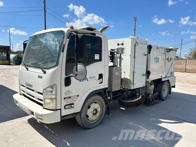 Isuzu NQR Utcaseprő teherautók