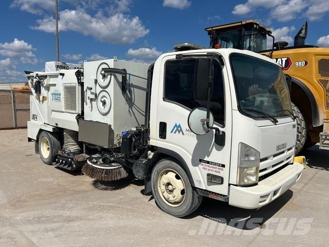 Isuzu NQR Utcaseprő teherautók