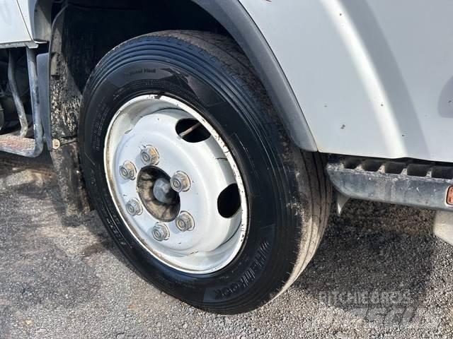 Isuzu NQR 450 Építőipar - Egyebek