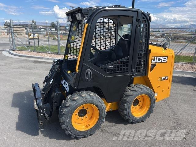 JCB 215 Kompaktrakodók