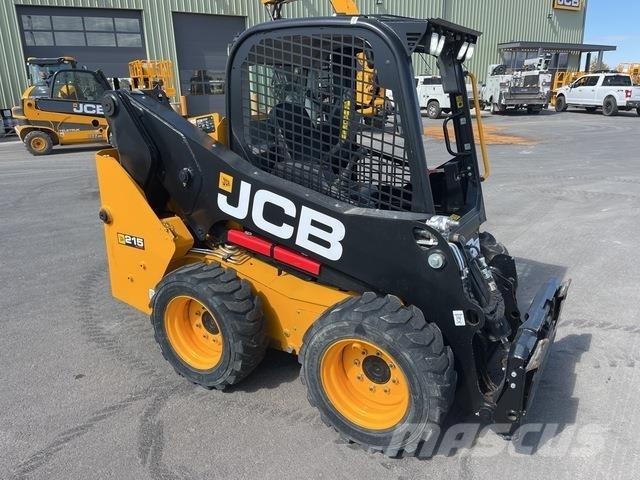 JCB 215 Kompaktrakodók