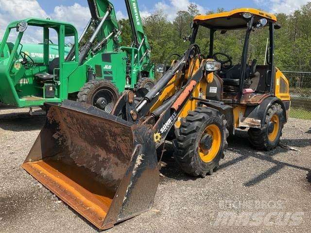JCB 407 Gumikerekes homlokrakodók
