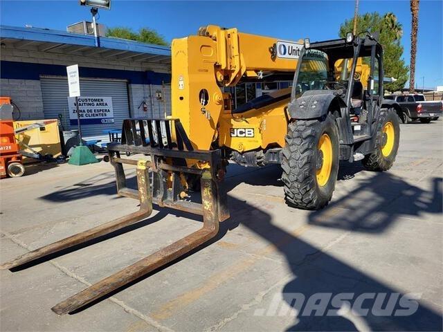 JCB 507-42 Teleszkópos rakodók