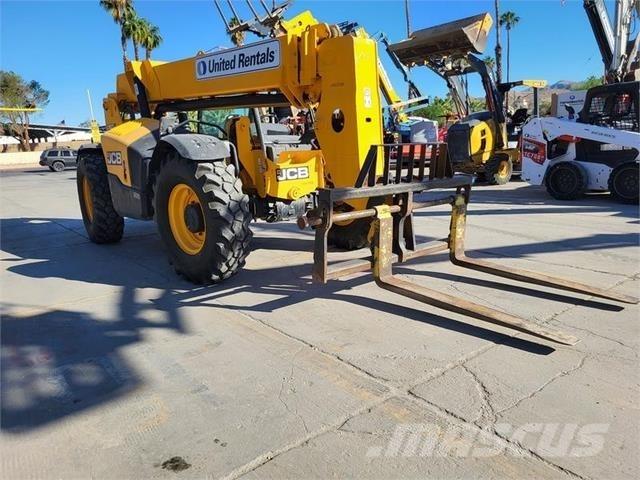JCB 507-42 Teleszkópos rakodók