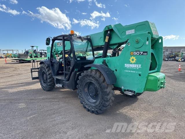 JCB 507-42F Teleszkópos rakodók