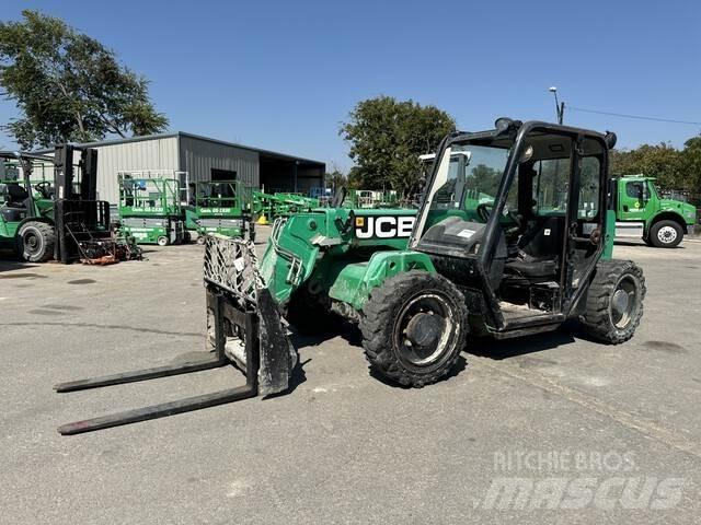 JCB 525-60 Teleszkópos rakodók