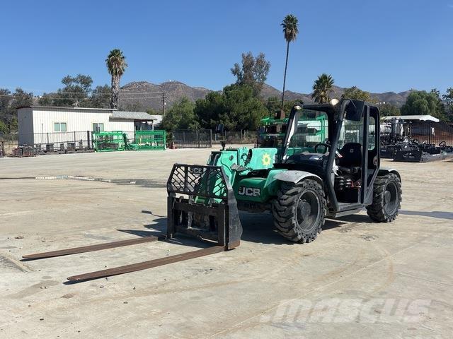 JCB 525-60 Teleszkópos rakodók