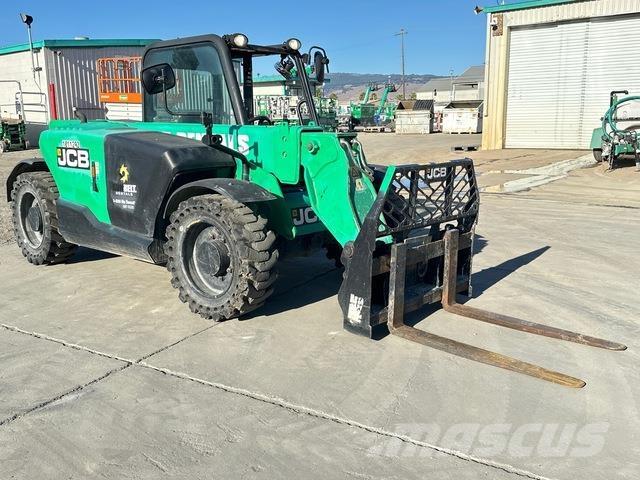 JCB 525-60 Teleszkópos rakodók