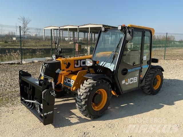 JCB 525-60E Teleszkópos rakodók