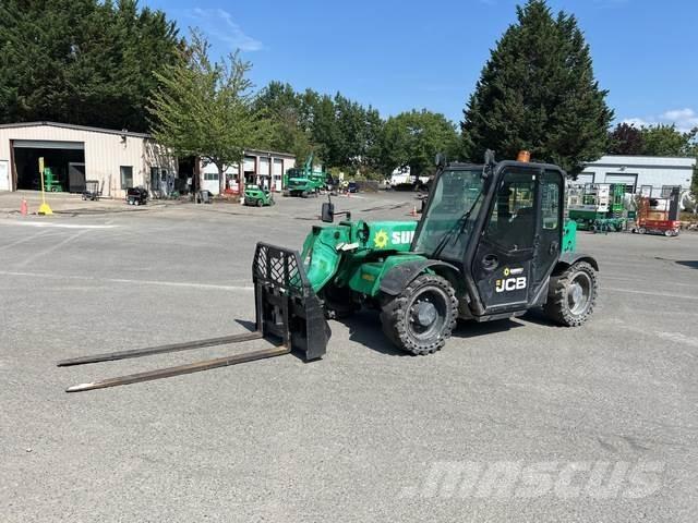JCB 525-60T4 Teleszkópos rakodók