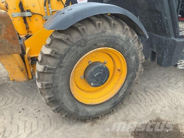 JCB 535-125 Teleszkópos rakodók