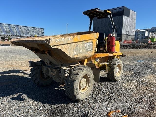 JCB 6ST Mezei dömperek