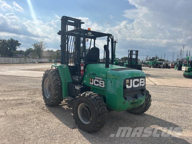 JCB 930 Tereptargonca