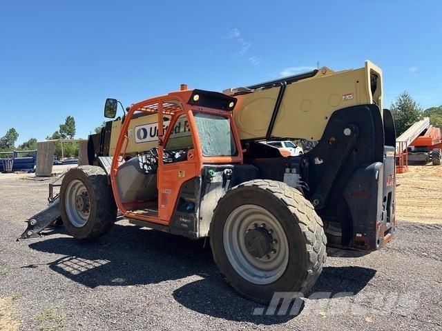 JLG 1055 Teleszkópos rakodók