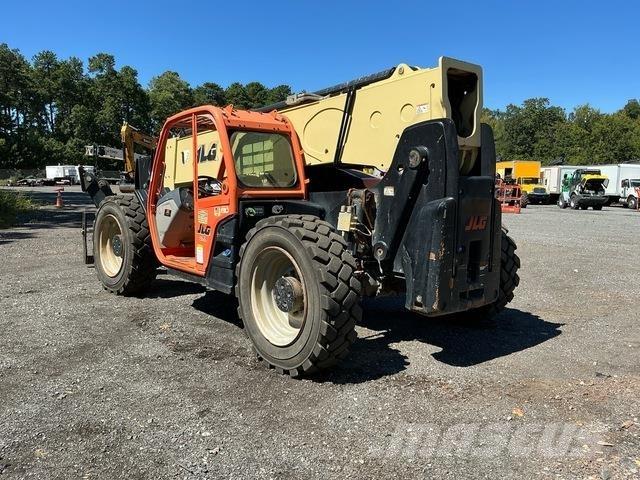 JLG 1055 Teleszkópos rakodók