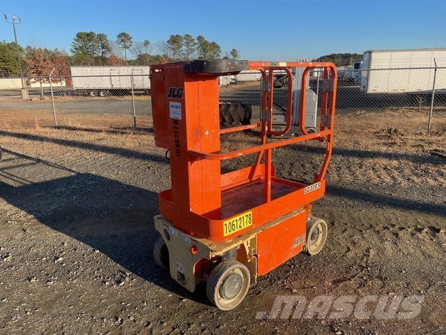 JLG 1230ES Személyemelők