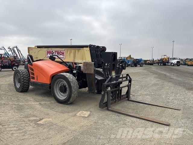 JLG 1255 Teleszkópos rakodók