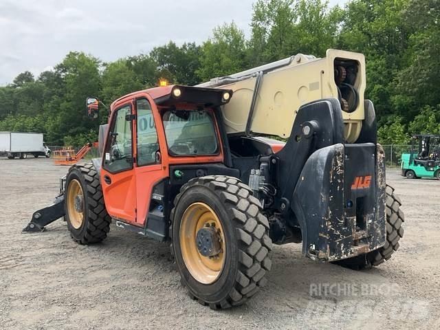 JLG 1255 Teleszkópos rakodók