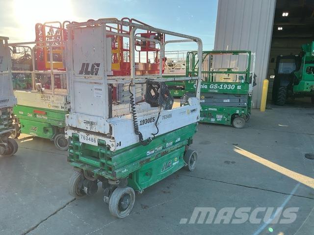 JLG 1930 ES Ollós emelők