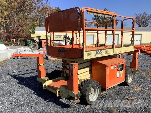 JLG 260MRT Ollós emelők