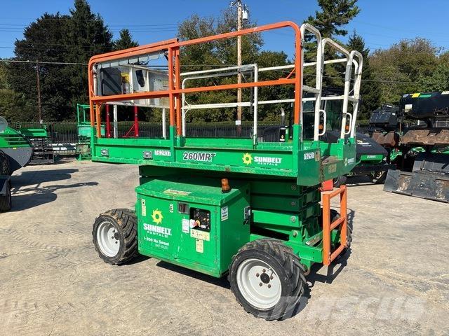 JLG 260MRT Ollós emelők