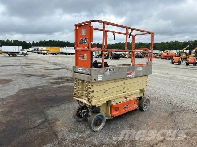 JLG 2630ES Ollós emelők