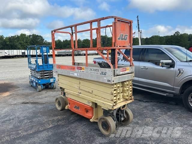 JLG 2630ES Ollós emelők